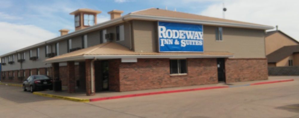 Rodeway Inn & Suites Kearney Exterior photo